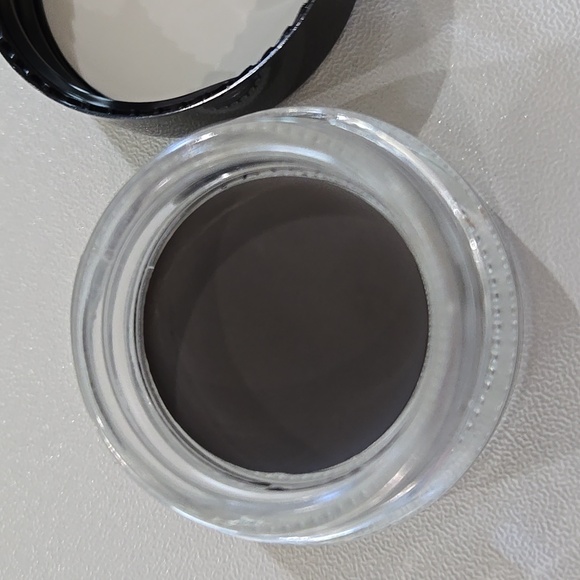 Anastasia Beverly Hills Dipbrow Pomade Chocolate - Picture 6 of 6